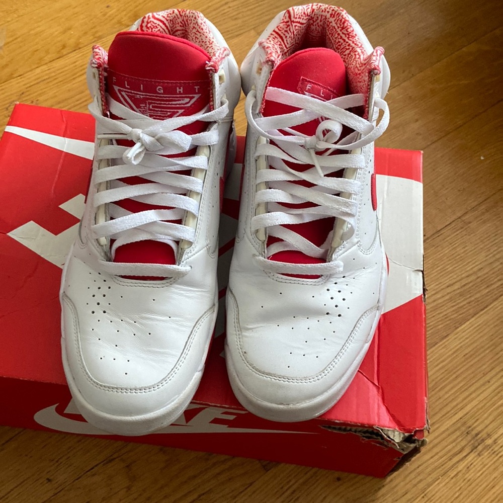 Men Pippen red and white Nike air